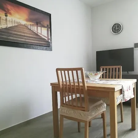 Apartment Turistico Centro Storico Di Manziana